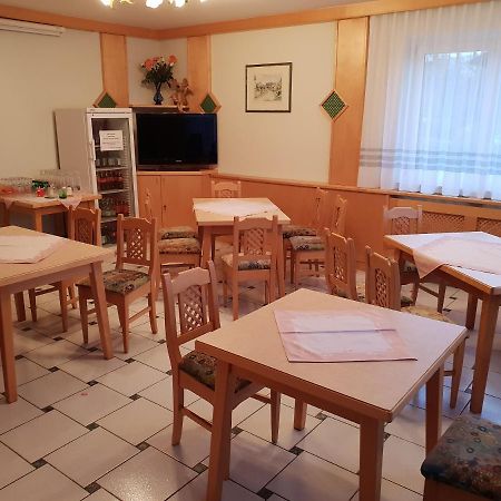 Restaurant Gaestehaus Seiger Sankt Lorenzen bei Knittelfeld Екстер'єр фото