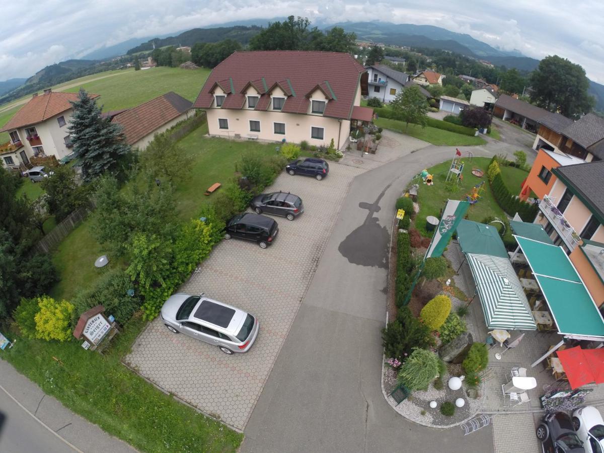 Restaurant Gaestehaus Seiger Sankt Lorenzen bei Knittelfeld Екстер'єр фото