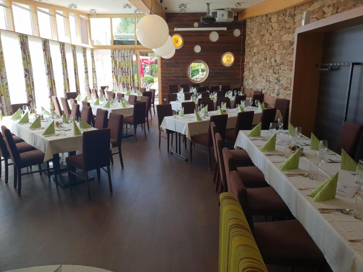 Restaurant Gaestehaus Seiger Sankt Lorenzen bei Knittelfeld Екстер'єр фото
